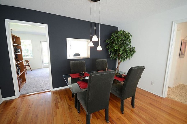 Building Photo - 5526 Burlinghall Dr