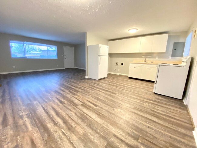Building Photo - 4306 Shroyer