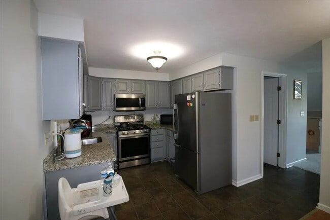 Building Photo - 10 Samoset Rd