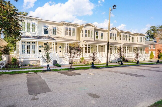 Foto del edificio - 302 W 38th St