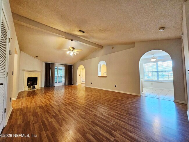 Foto del edificio - 9032 Cumberland Forest Way