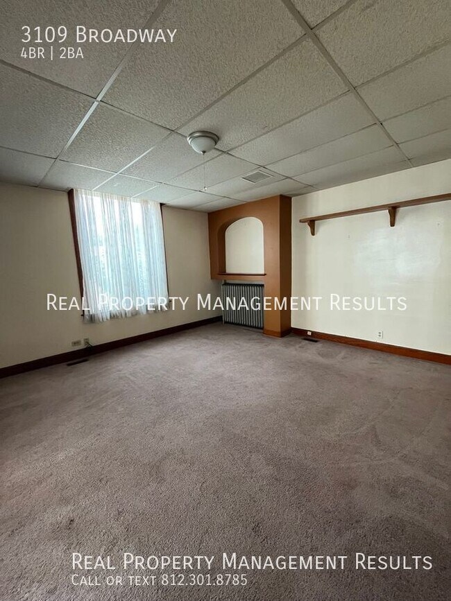 Building Photo - 4 Bedroom, 2 Bath House West Side near USI
