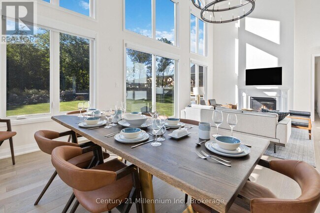 Photo du bâtiment - 115 Stillwater Cres