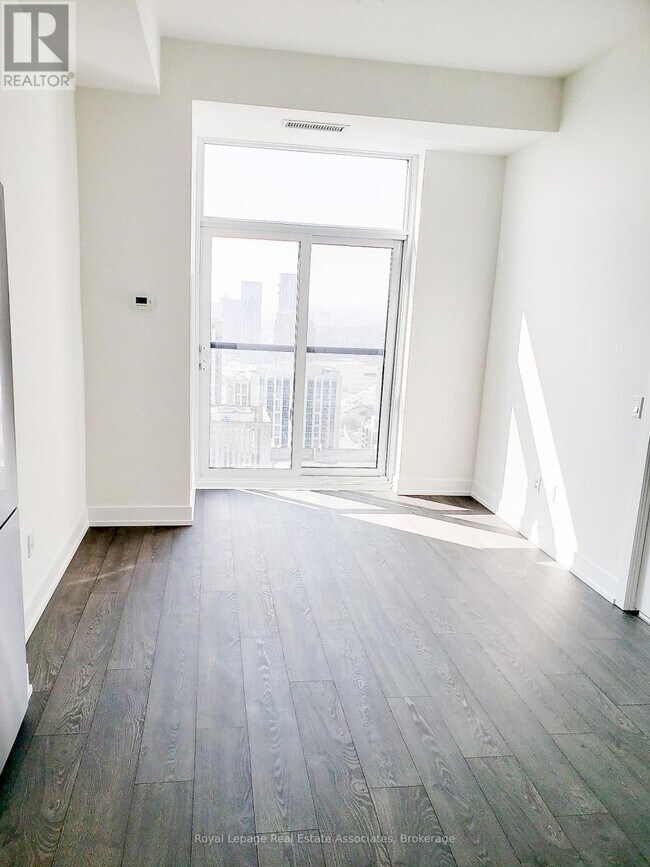 Building Photo - 9 Mabelle Ave