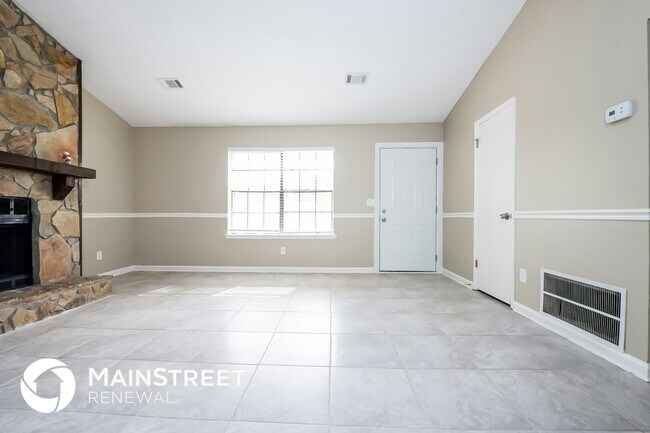 Building Photo - 5722 Phillips Dr