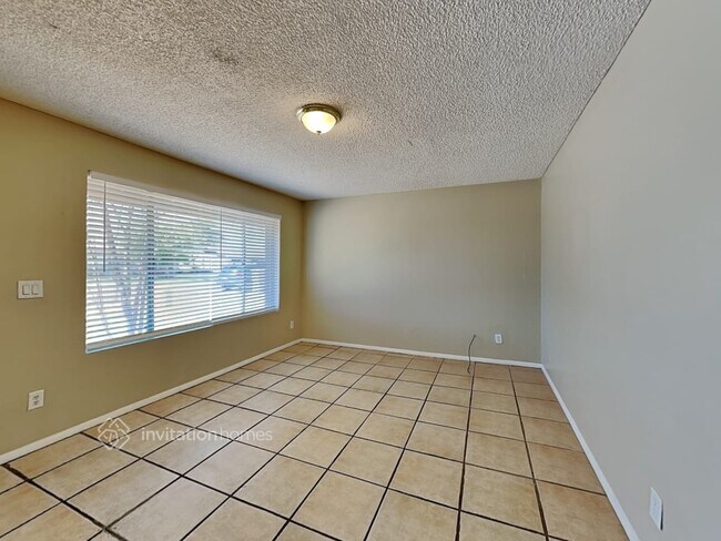 Foto del edificio - 7812 W Colter St
