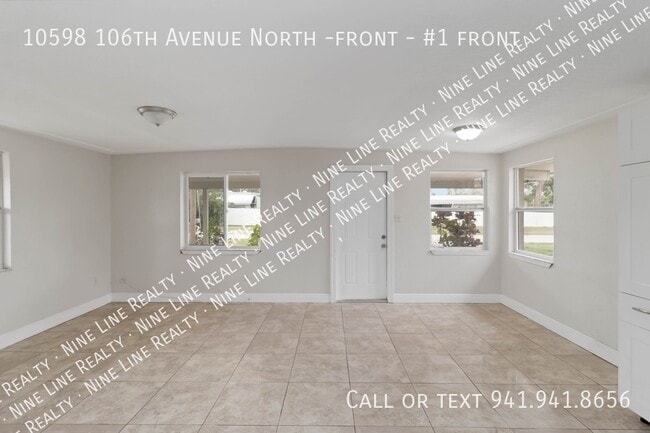 Foto del edificio - 10598 106th Ave N