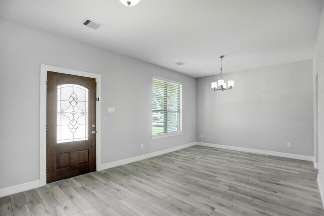 Foto del edificio - 1541 Primrose St