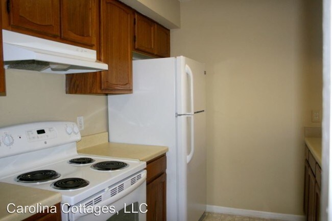 Building Photo - 408 6th Ave W