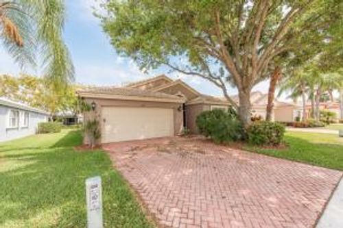 Primary Photo - 5677 Swaying Palm Ln