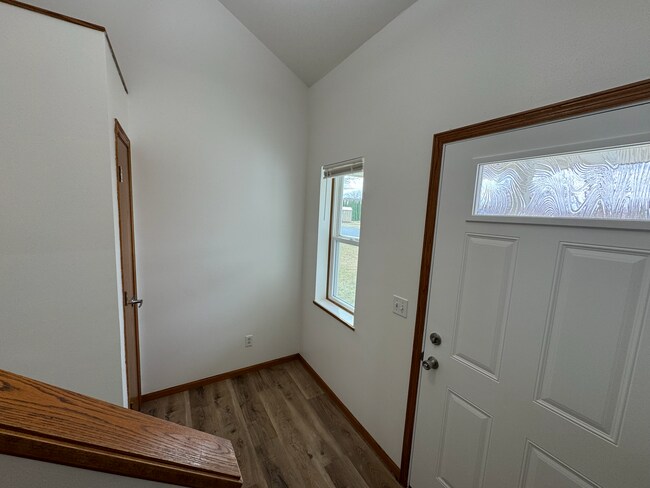 Vestíbulo - 648 S Burr Oak Ave