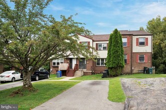 Building Photo - 290 Birch Dr