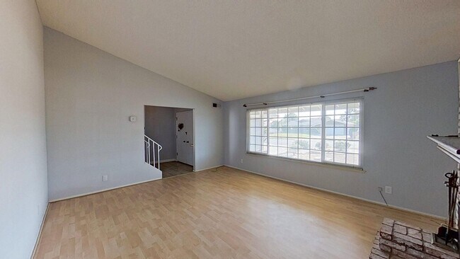 Foto del edificio - 5132 McComber Rd