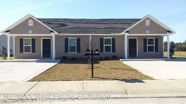 Primary Photo - 204-204-B Johnny Johnson St