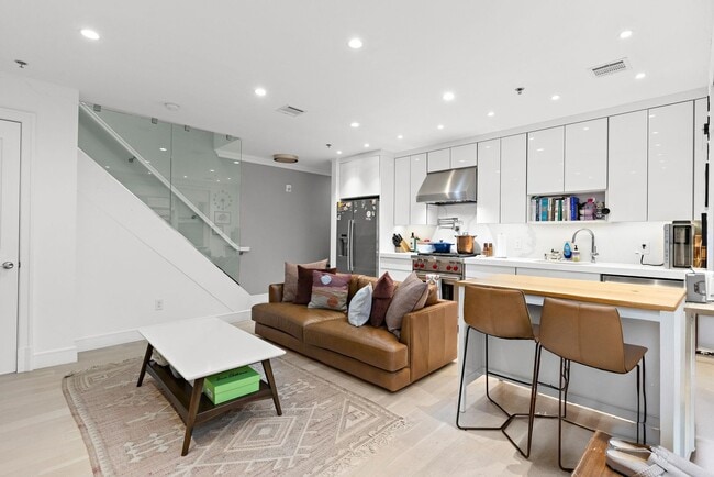 Foto del edificio - 313 Washington St