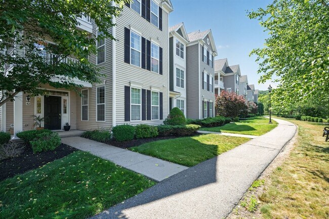 Building Photo - 42 Moses Wheelock Ln