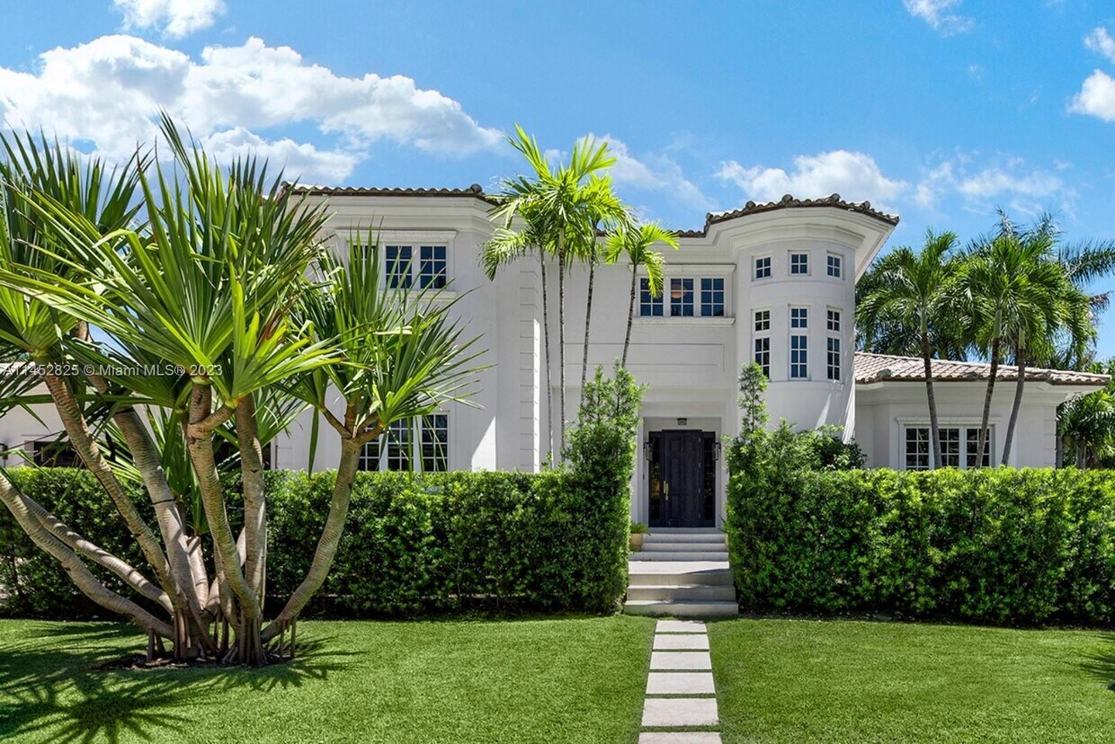 Primary Photo - 201 W San Marino Dr