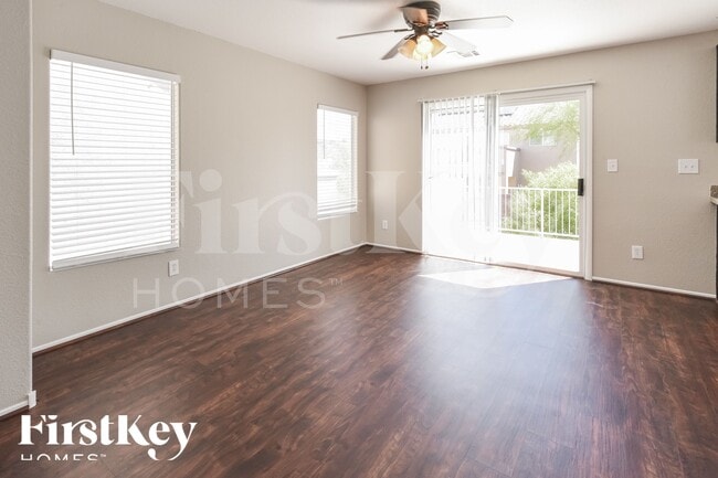 Building Photo - 613 Belsay Castle Ct