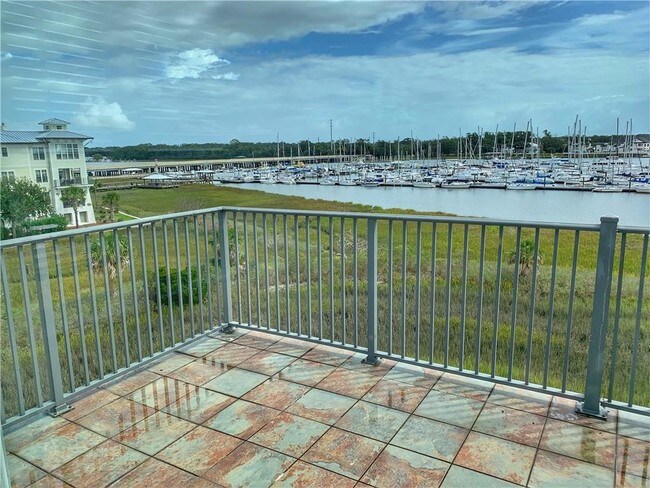 Building Photo - 311 Marina Dr