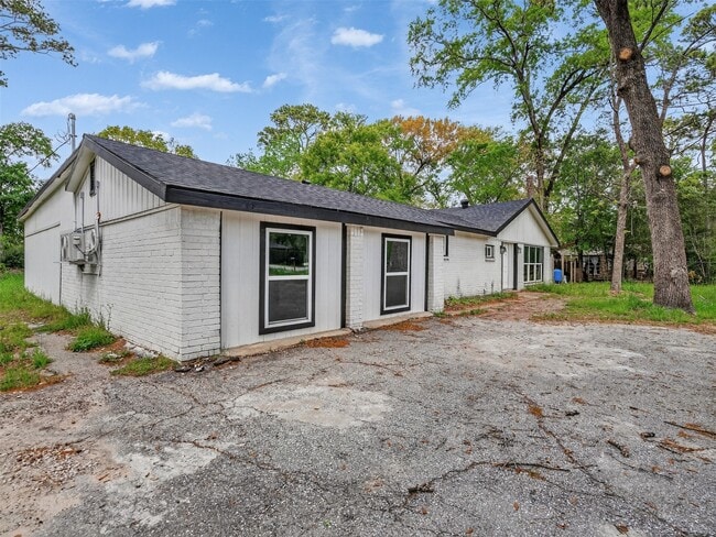 Foto del edificio - 11515 Iberia Dr