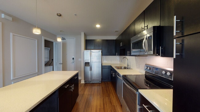 Interior Photo - Channel Mission Bay