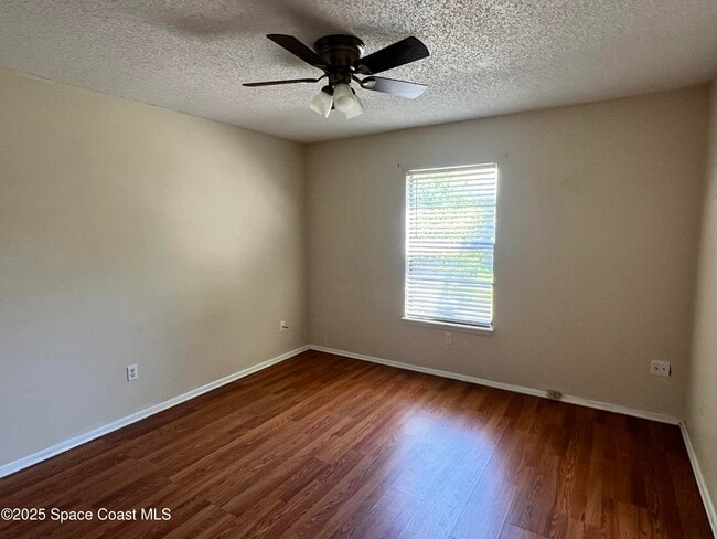 Building Photo - 1186 Lamplighter Dr NW