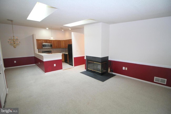 Building Photo - 59 Cheverny Ct