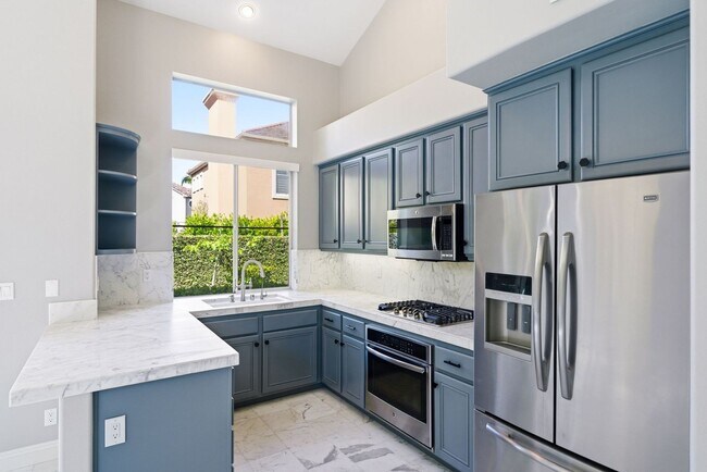 Foto del edificio - Stunning 3 Bedroom Home in Gated Newport Coast