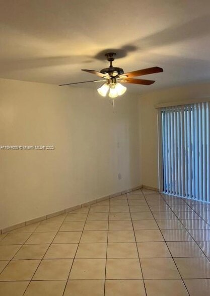Foto del edificio - 10651 SW 108th Ave