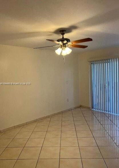 Building Photo - 10651 SW 108th Ave