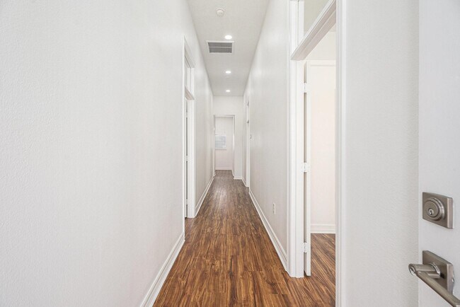 Foto del edificio - 3515 Winnie St