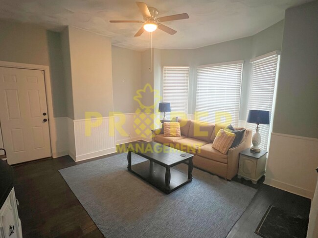 Foto del edificio - 1 bedrooms 1 bathroom house