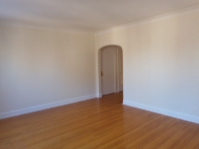 Living Room to Foyer - 5317 W Giddings St