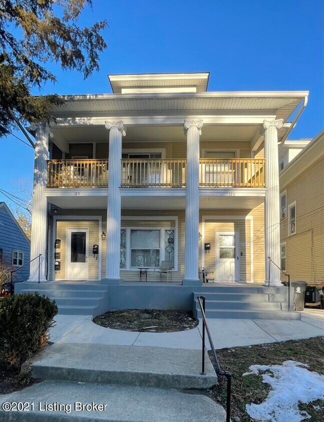 Foto principal - 123 N Keats Ave