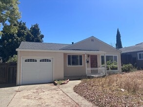 Building Photo - 41562 Carmen St