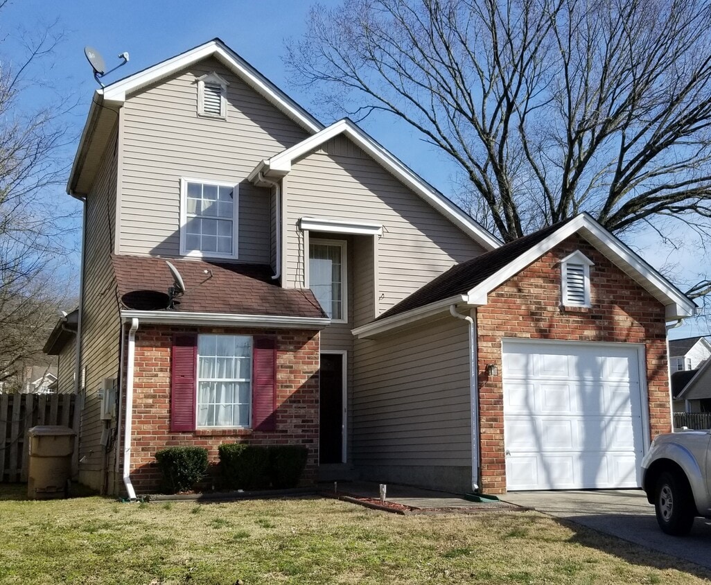1000 Mansker Dr, Goodlettsville, TN 37072 House Rental in