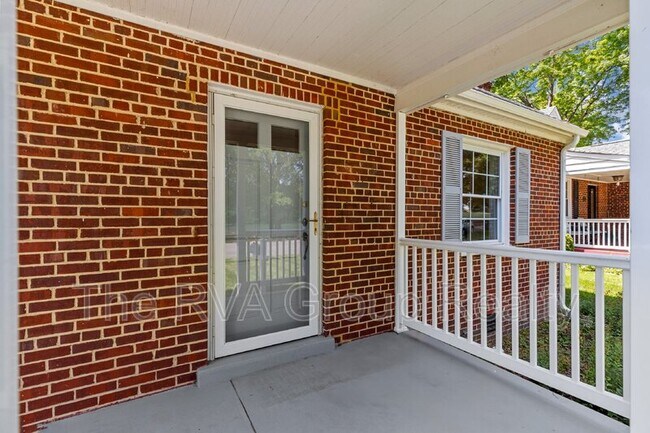 Building Photo - 6220 Club Rd