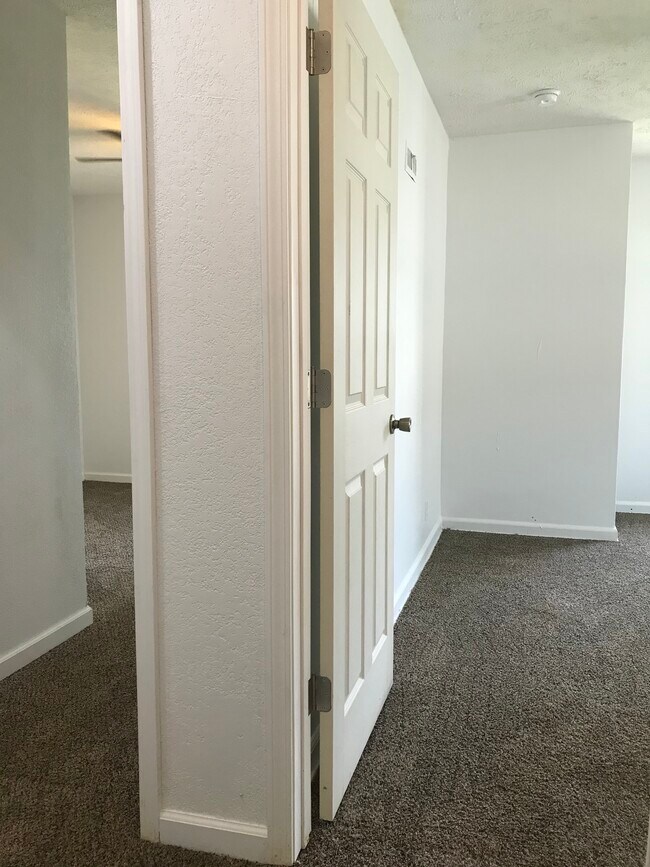 Foto del edificio - 904 S 11th St