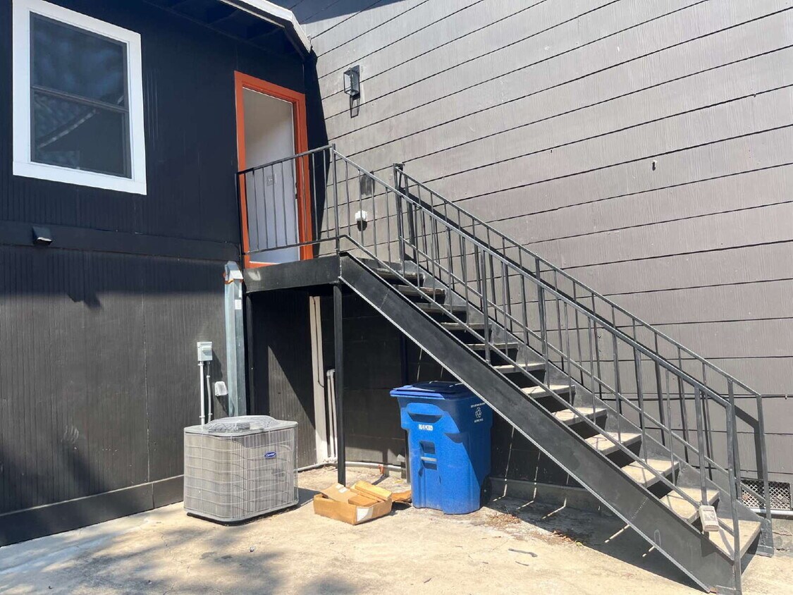 Primary Photo - Two Bed/One Bath with Laundry Hook Ups