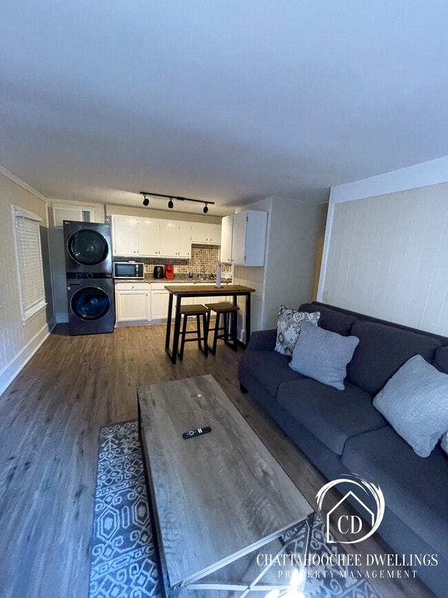 Building Photo - 1511 12th St