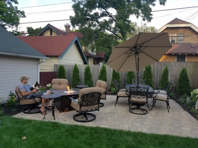 Foto del edificio - 606A N 51st St