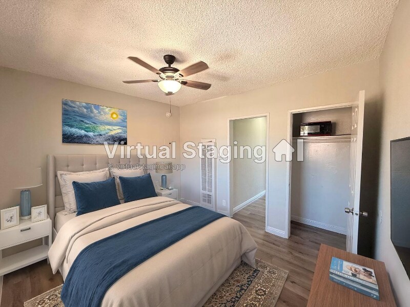 Foto principal - 8100 S Western Ave