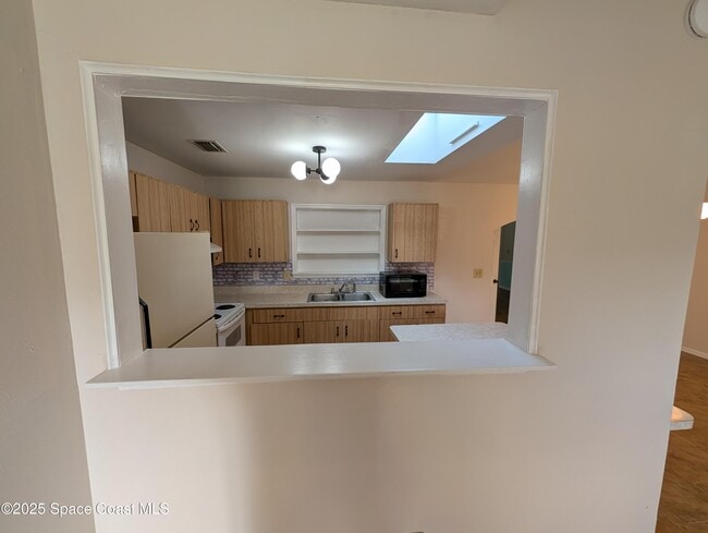 Building Photo - 7355 Barbara Rd