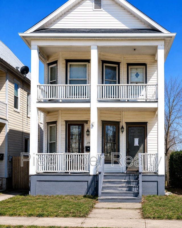 Building Photo - 217 W Homer St