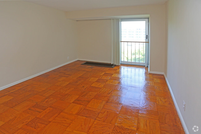 Interior Photo - Capitol Park Tower