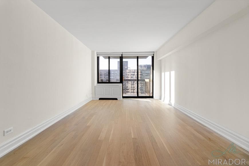 Primary Photo - 1 bedroom in New York NY 10023