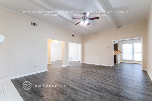 Building Photo - 1717 Brighton Dr