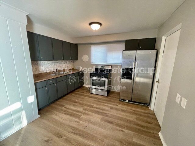 Foto del edificio - 8330 Woodhurst Dr