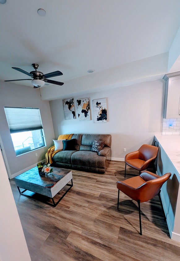 Photo - 475 N 9th St (Phoenix, AZ)