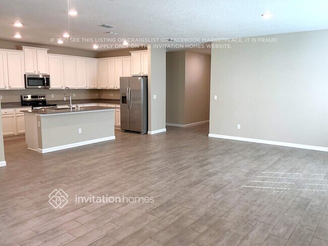 Foto del edificio - 2535 Laylas Wy